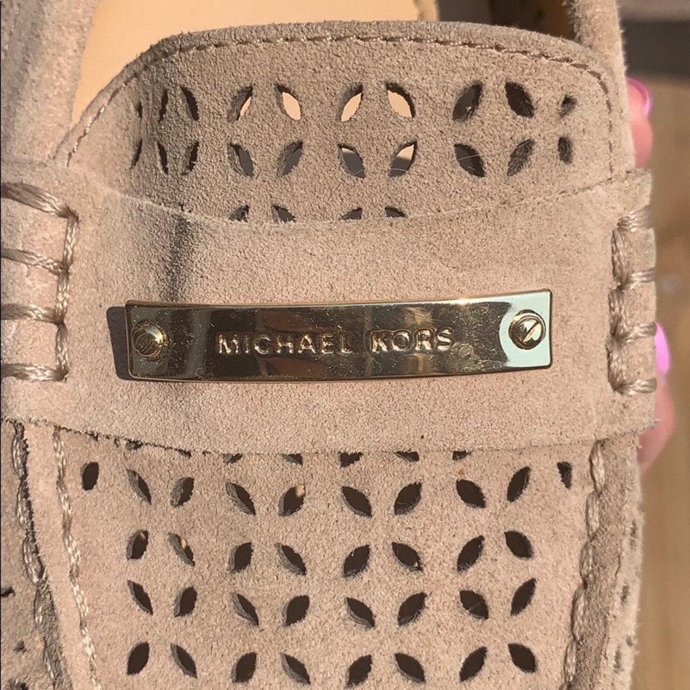 Michael Kors Size 8 Moccasins - Picture 4 of 5